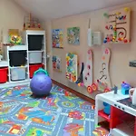 Majka Homestay Debki